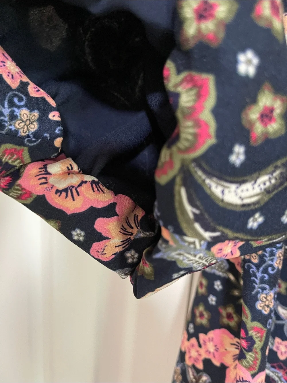 LOFT Floral Puff-Sleeve Blouse - Navy with Pink Floral